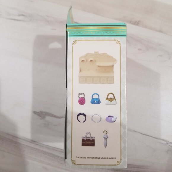 BUNDLE Calico Critters Town Series Designer Studio, Luxury Bed, Fashion Showcase - Picture 13 of 15